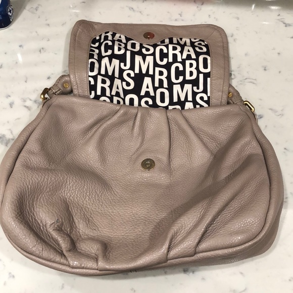 Marc by Marc Jacobs Taupe color shoulder bag - Picture 3 of 8